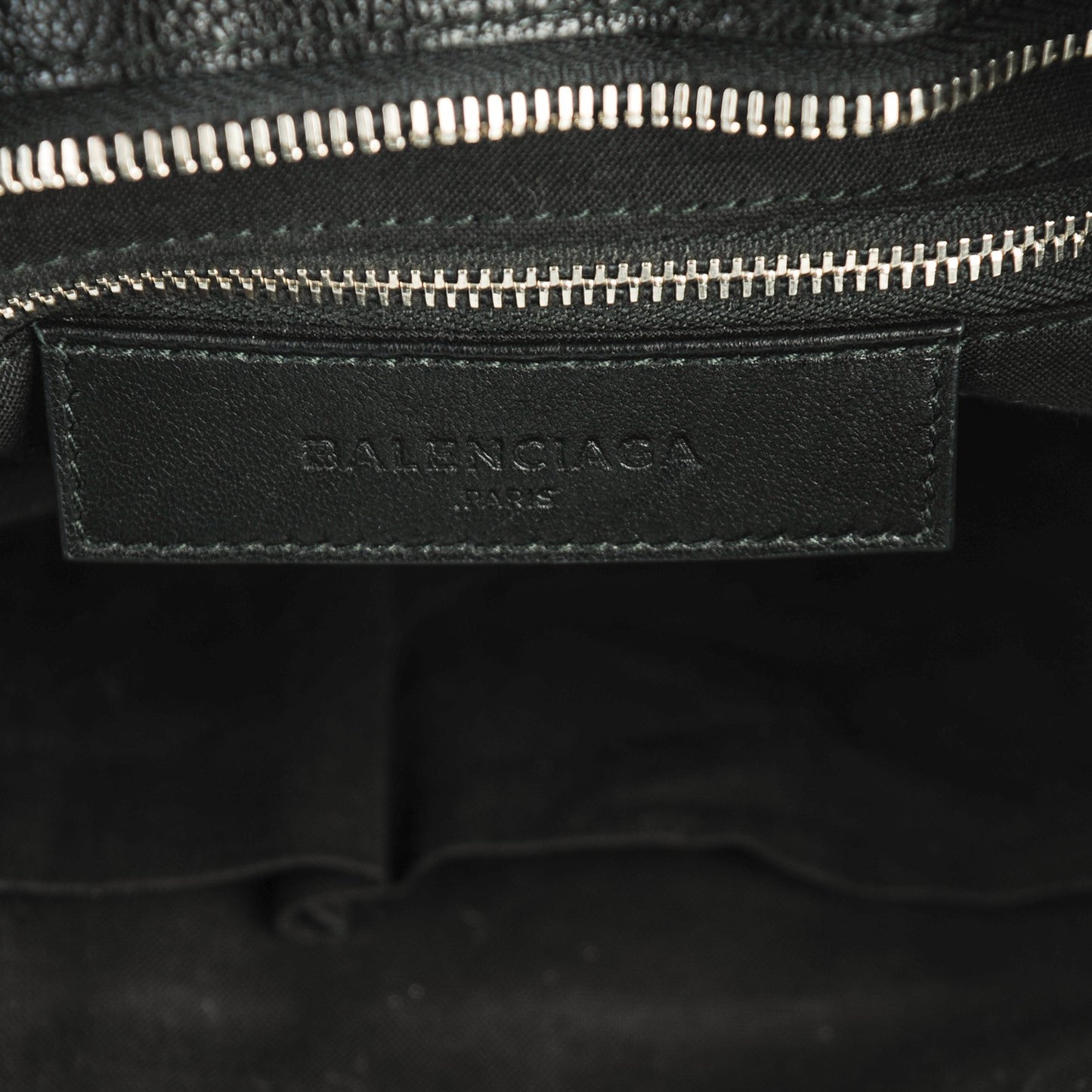 Chevre Silver Metallic Edge Hardware City Black