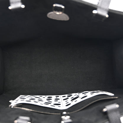 Louis Vuitton LV X YK Empreinte Monogram Giant Onthego MM Black 5 of 10