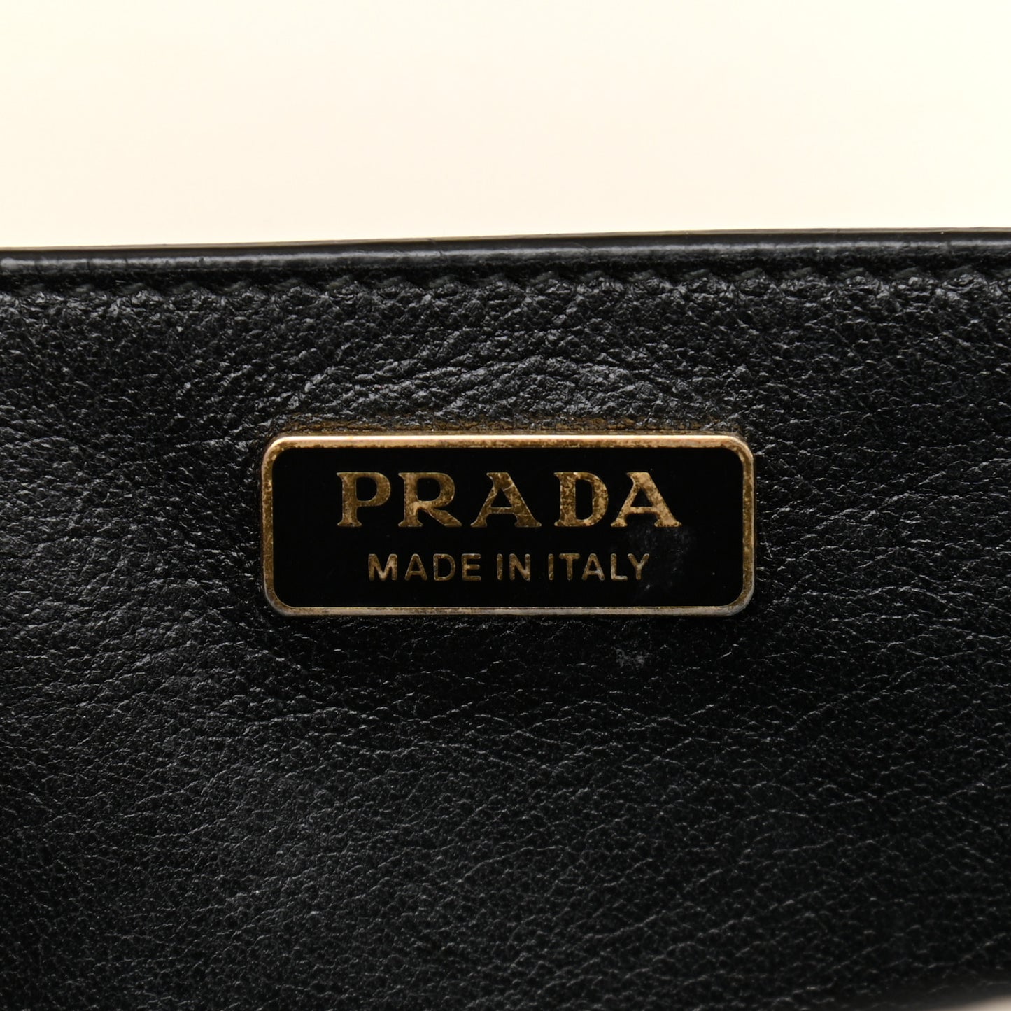 City Calf Saffiano Cahier Bag Talco Black