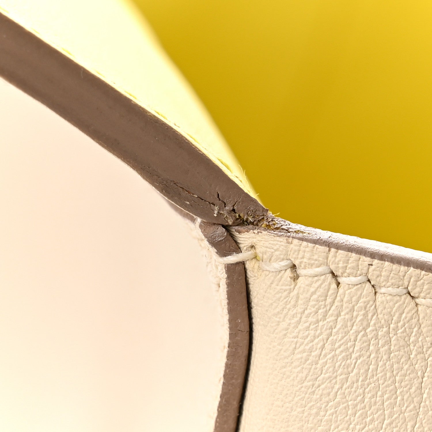 Hermes Swift Verso Toolbox 26 Craie Soufre 13 of 16