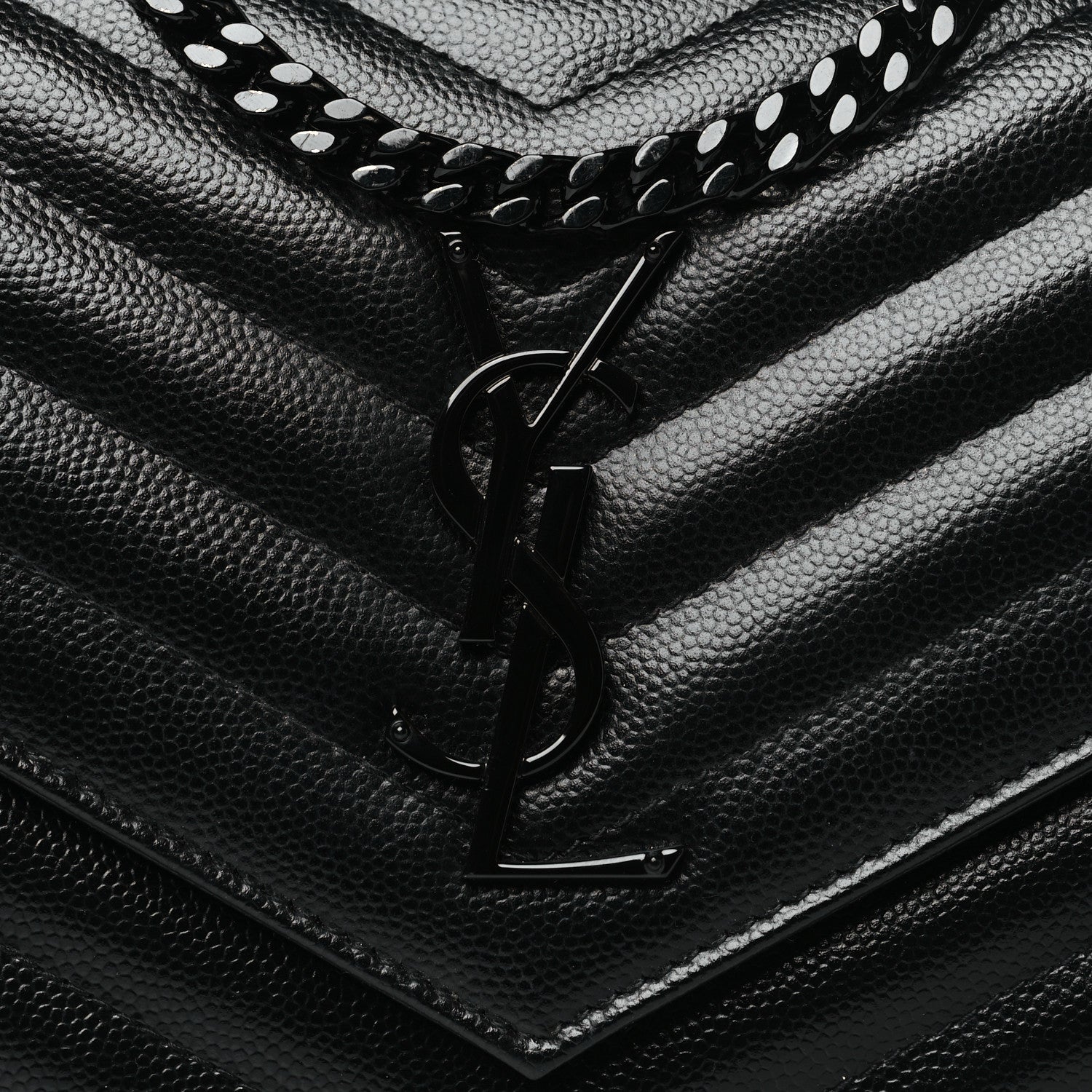 Saint Laurent Grain De Poudre Matelasse Chevron Monogram Monochrome Chain Wallet Black 8 of 10