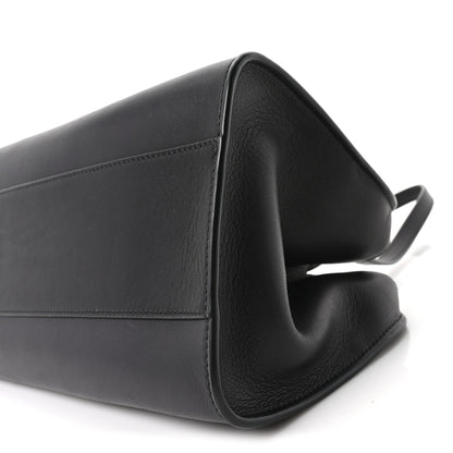 The Row Smooth Calfskin Peggy Bag Black 9 of 9