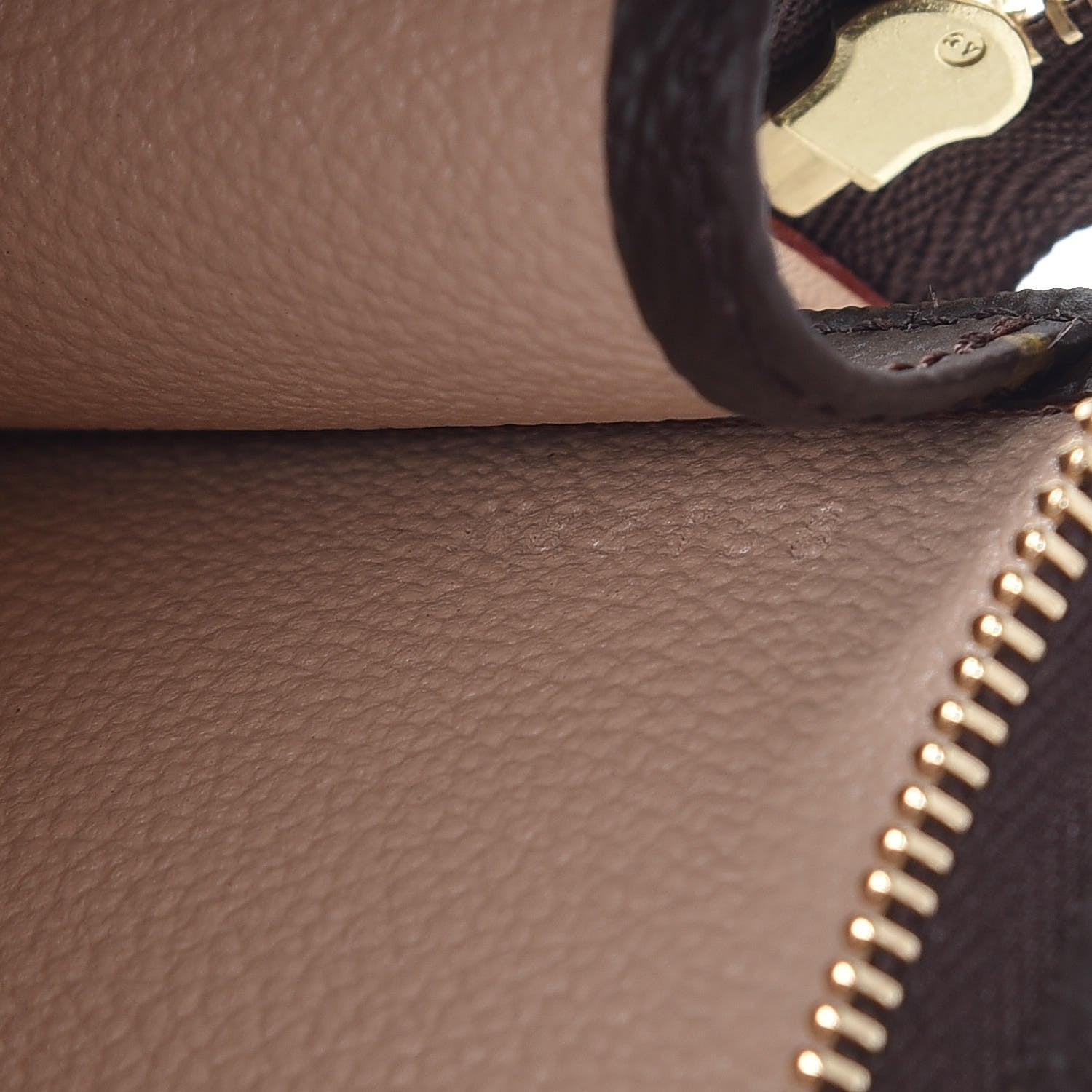 Louis Vuitton Monogram Toiletry Pouch 26 7 of 7