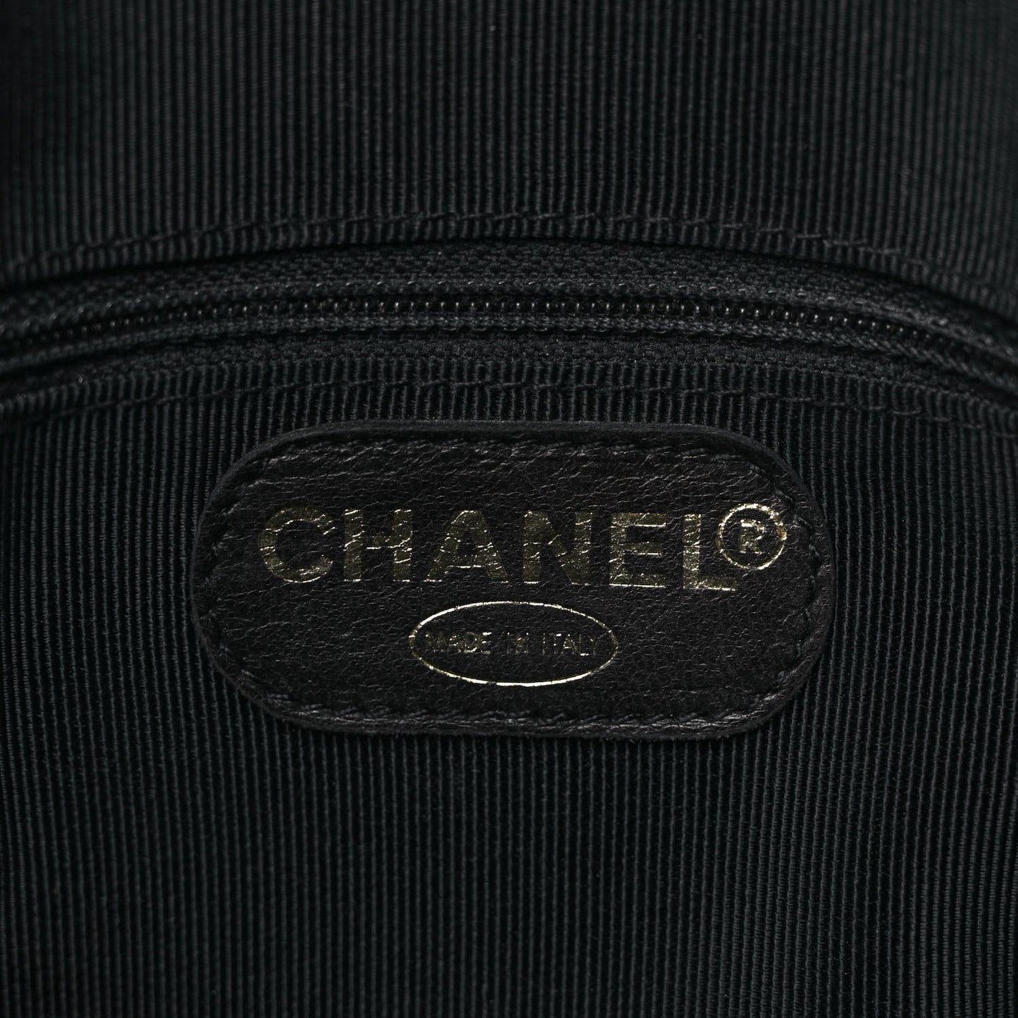 Caviar CC Shoulder Bag Black