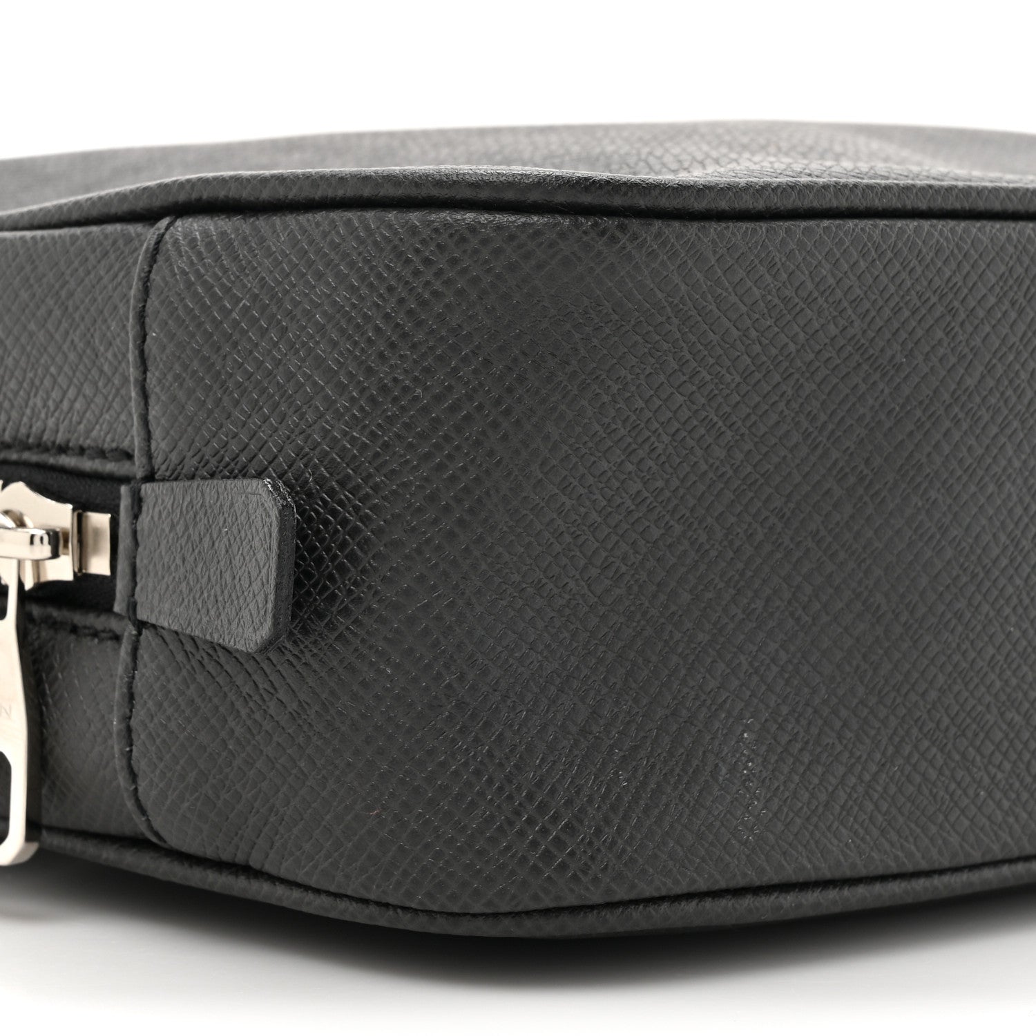 Louis Vuitton Taiga Toiletry Pouch GM Ardoise 8 of 10