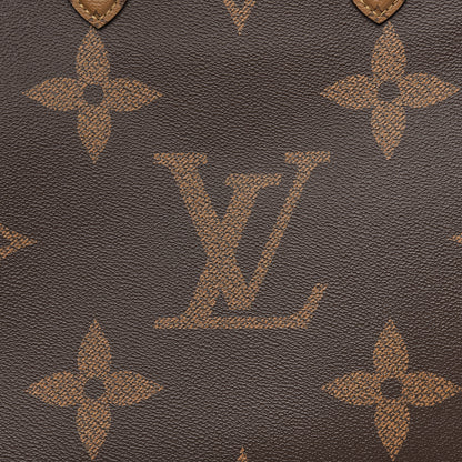 Louis Vuitton Reverse Monogram Giant Onthego GM 8 of 8