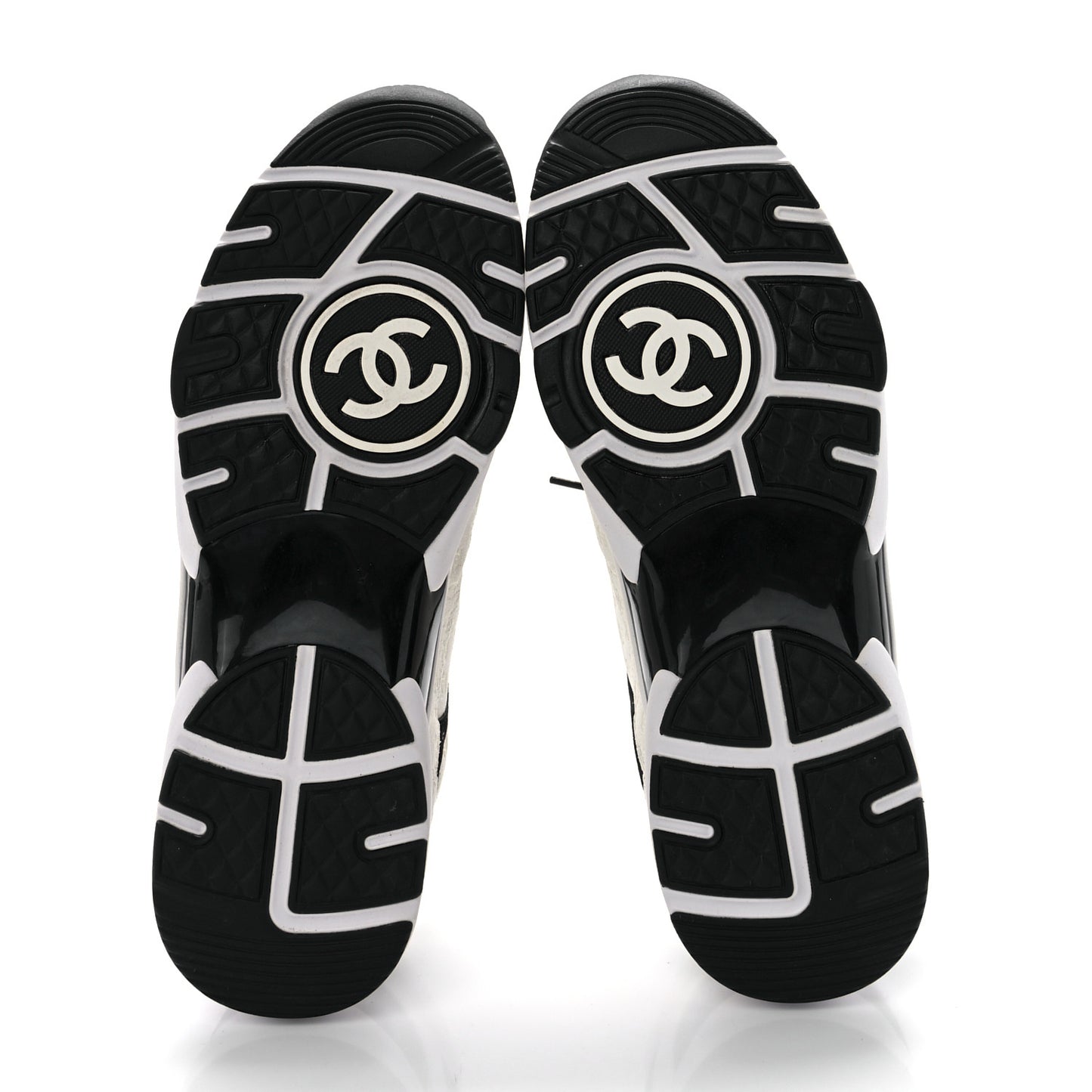 Suede Calfskin Printed CC Sneakers 43 White Black