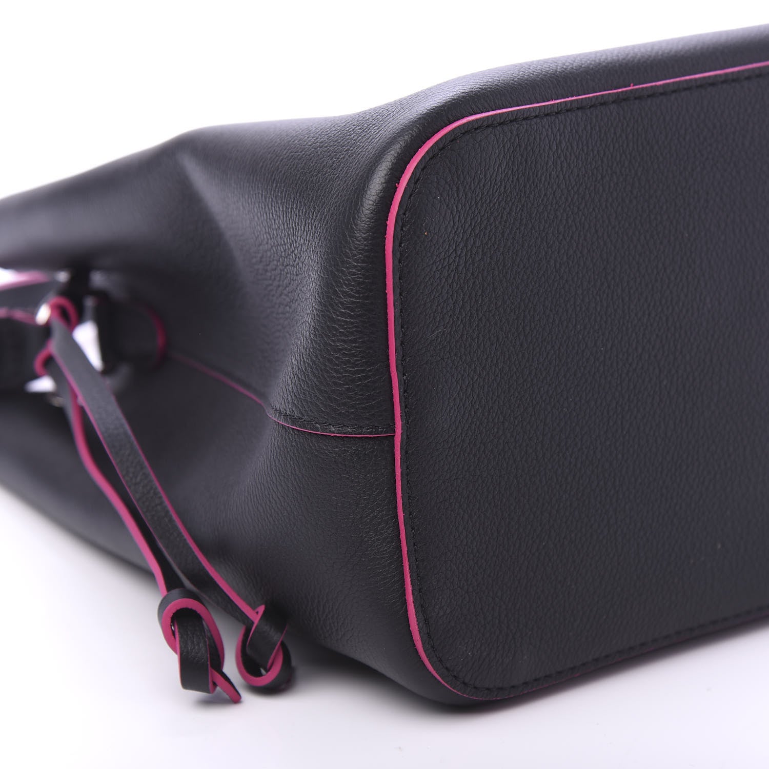 Louis Vuitton Calfskin Lockme Bucket Black 6 of 9