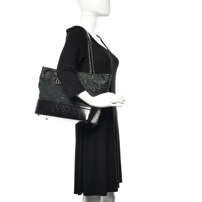 Chanel Iridescent Calfskin VIP Shopping Tote Dark Green 2 of 13