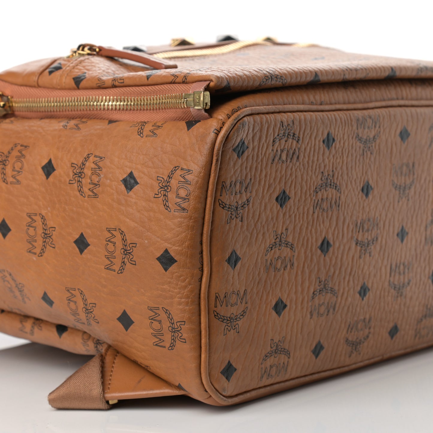 Visetos Studded Medium Dual Stark Backpack Cognac