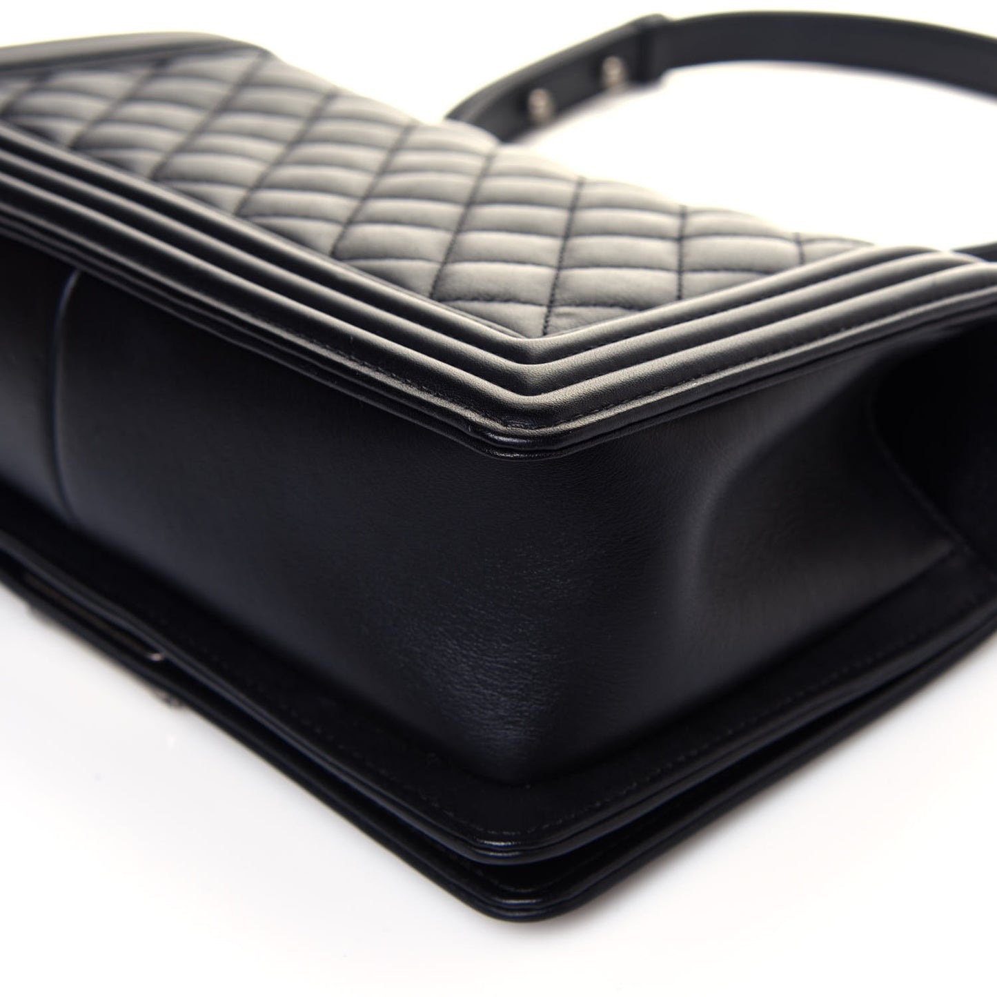 Calfskin Quilted Medium Boy Flap Black