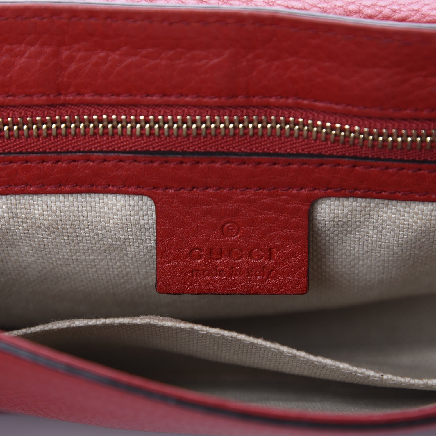Gucci Pebbled Calfskin Medium Soho Flap Crossbody Tabasco Red 8 of 10