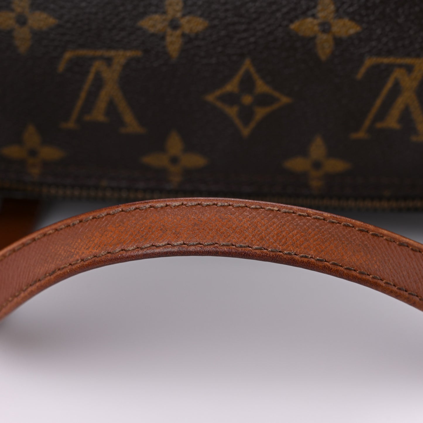 Monogram Papillon 30