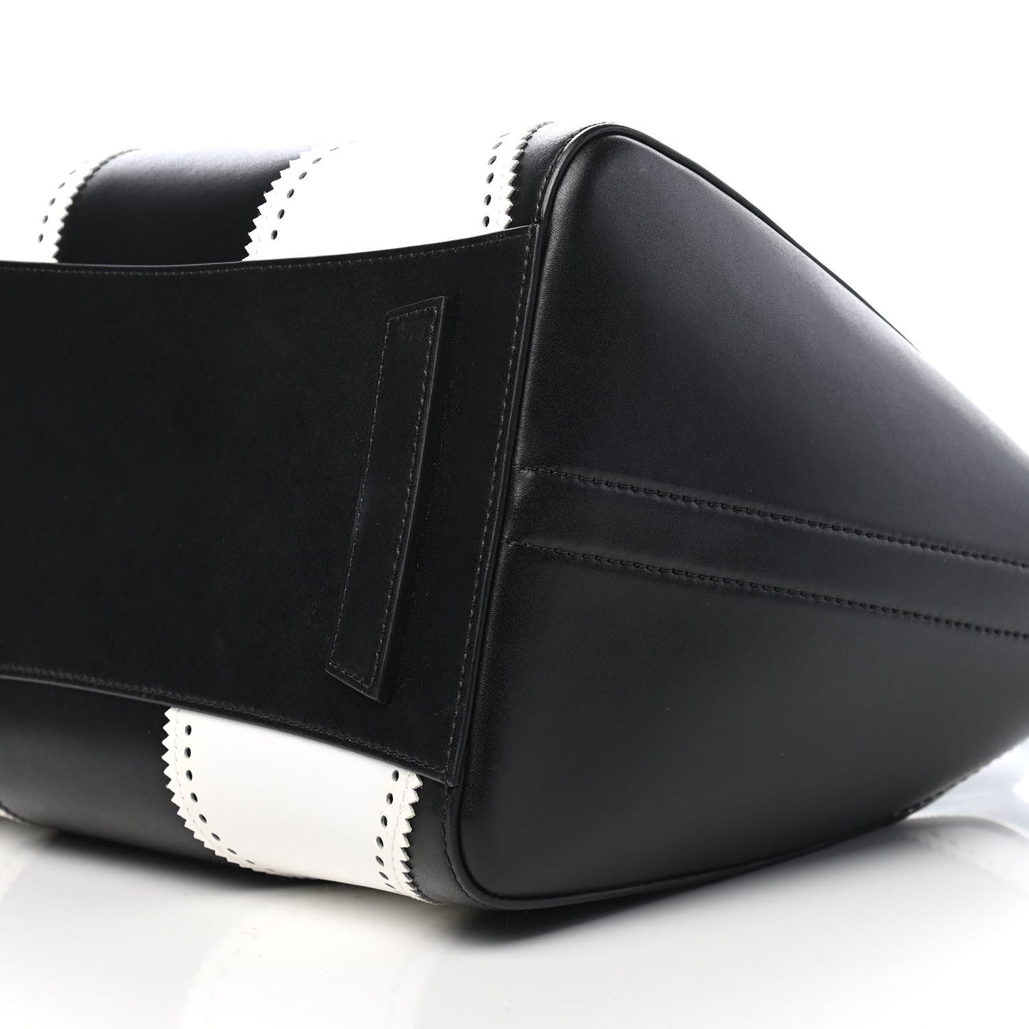 Calfskin Brogue Medium Antigona Black White