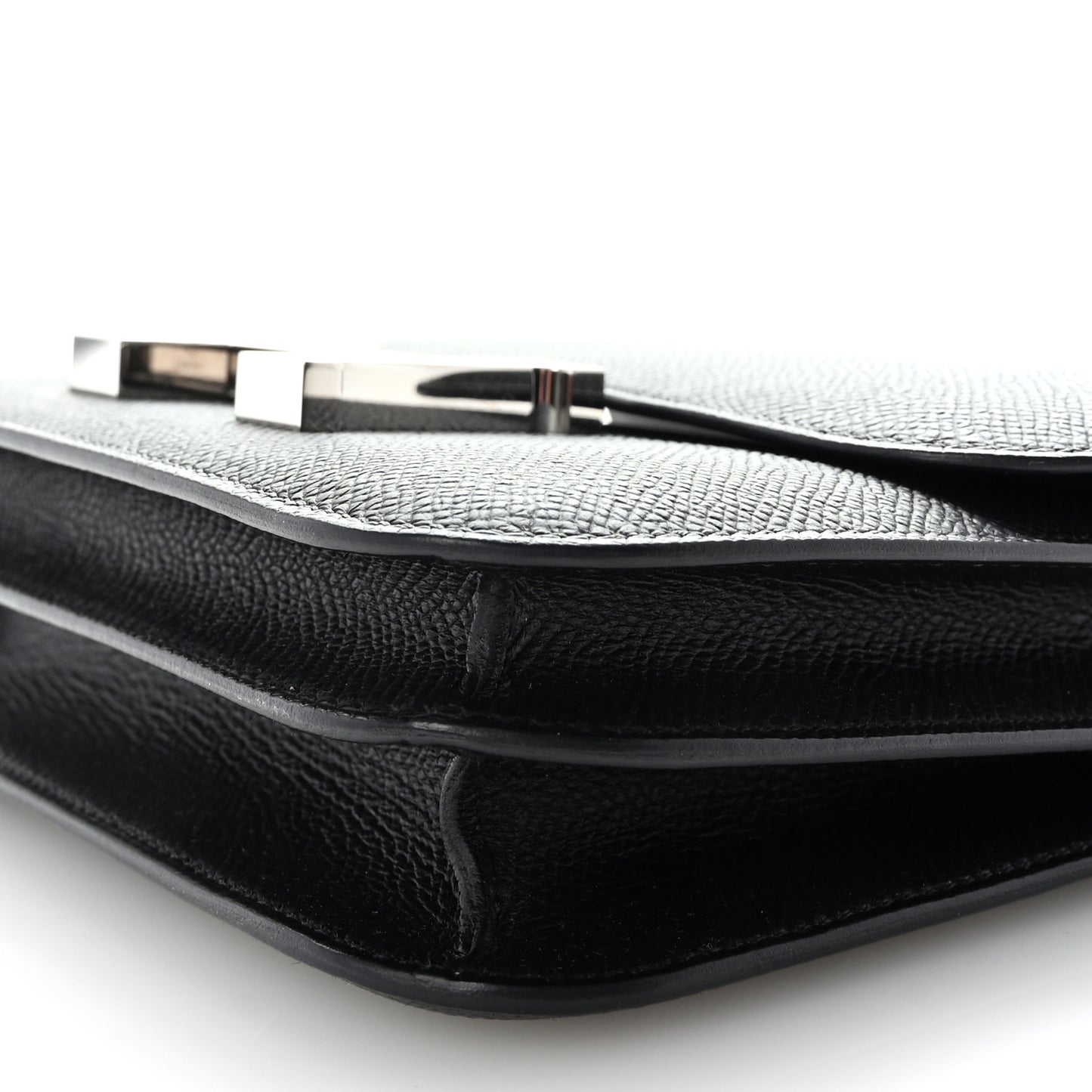 Epsom Constance 18 Black