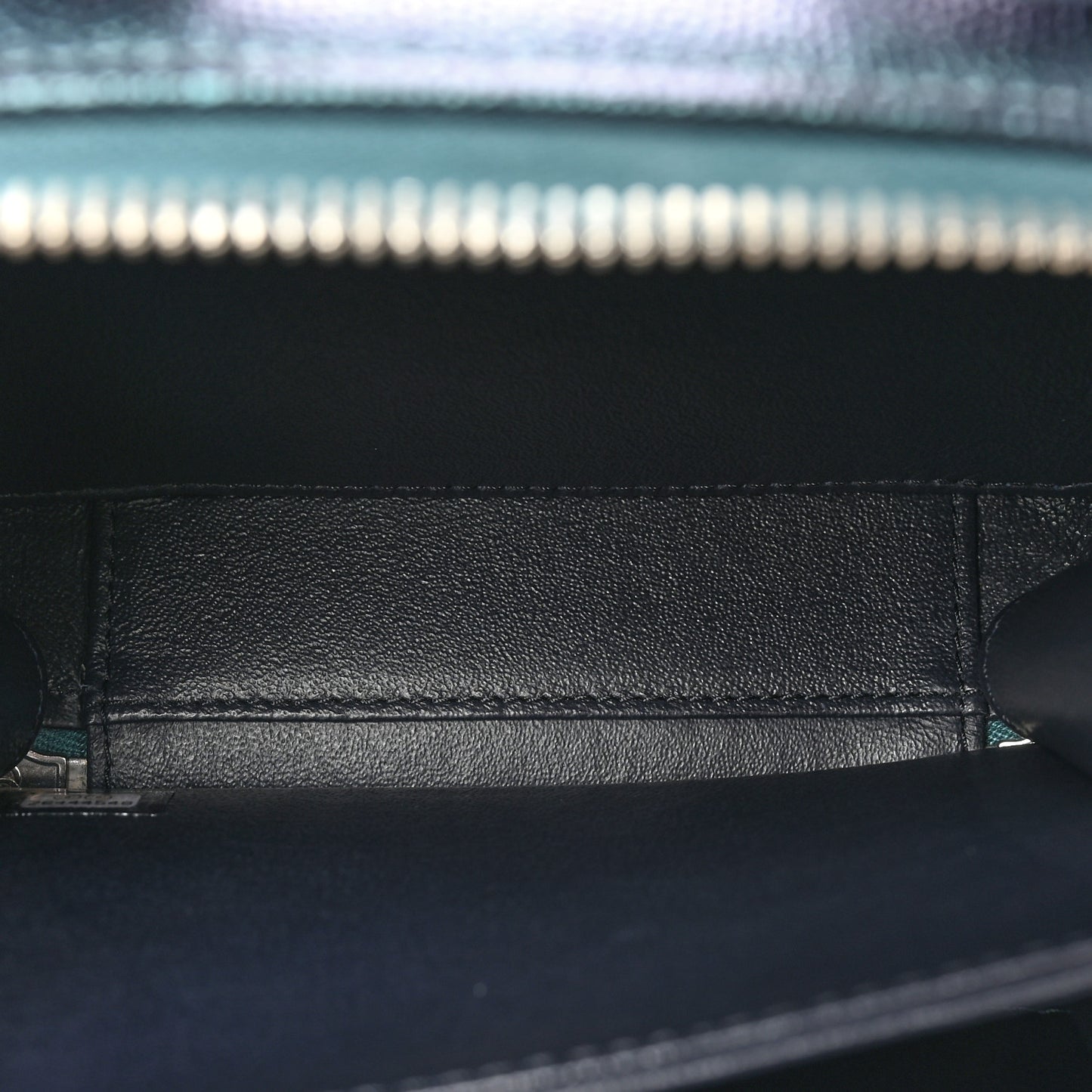 Iridescent Caviar Quilted Small CC Filigree Vanity Case Dark Turquoise