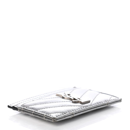 Saint Laurent Metallic Grain De Poudre Matelasse Chevron Monogram Credit Card Case Argento 4 of 9