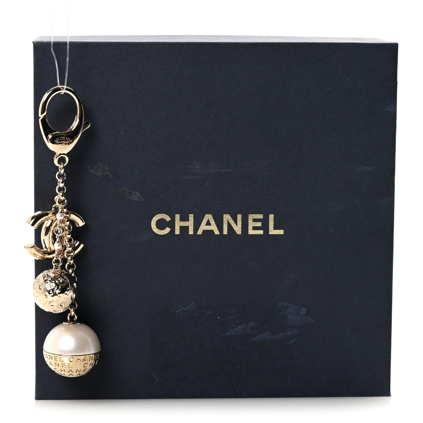 Metal Pearl CC Key Chain Gold