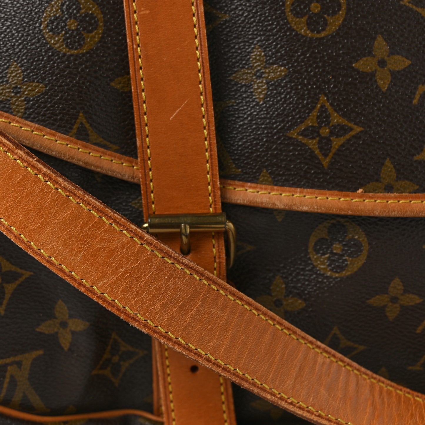 Monogram Saumur 43