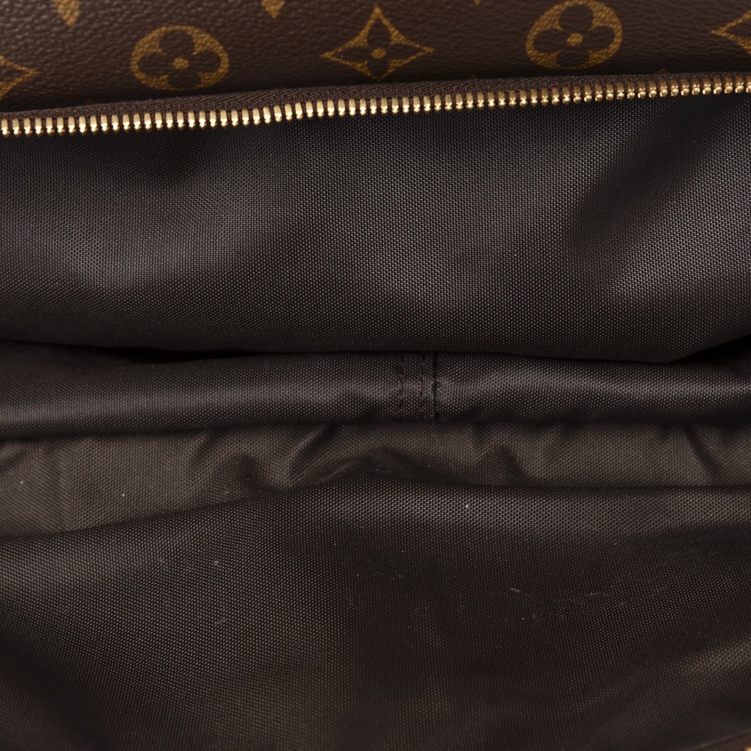 Louis Vuitton Monogram Evasion Sports Bag 7 of 12