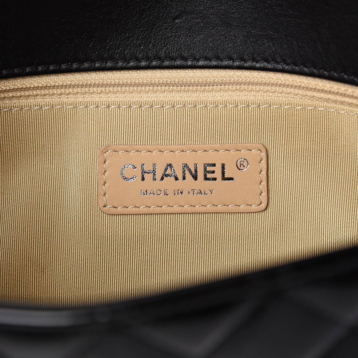 Chanel Iridescent Patent Quilted Medium Coco Boy Flap Black 5 of 10