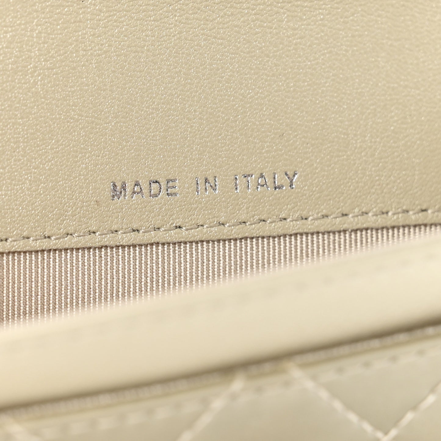 Patent Quilted Card Holder Light Gold