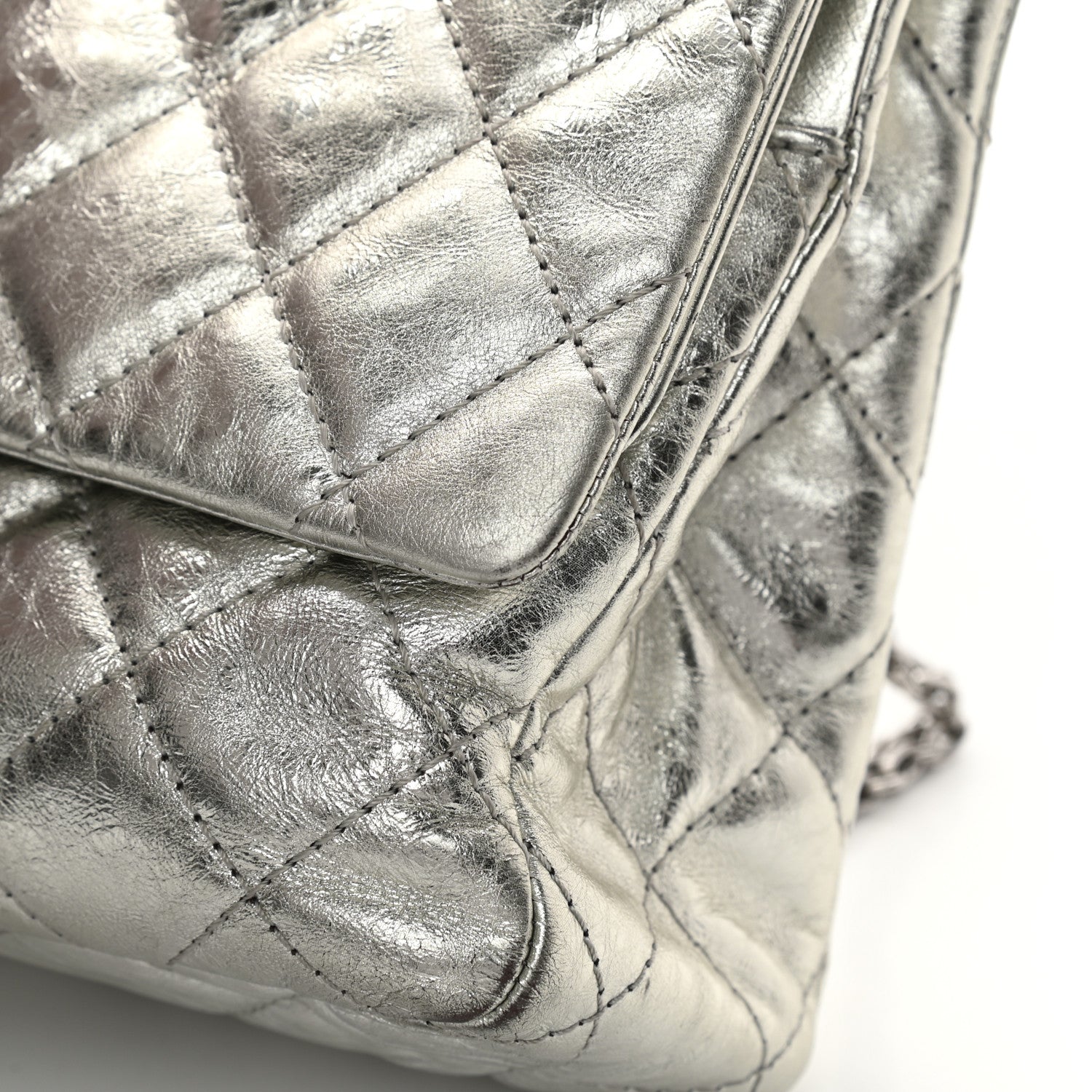 Chanel Metallic Aged Calfskin Quilted 2.55 Reissue 227 Flap Silver 20 of 20