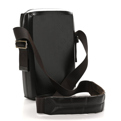 Louis Vuitton Monogram Glace Bobby Cafe 3 of 9