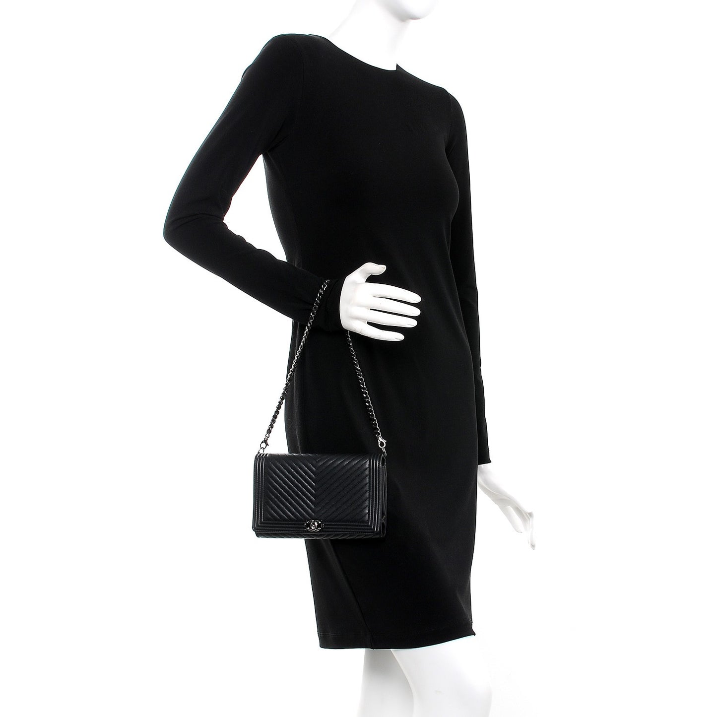 Calfskin Chevron Boy Wallet On Chain WOC Black