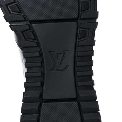 Louis Vuitton Iridescent Textile Monogram Calfskin Mens Run Away Sneakers 11 Black 6 of 9