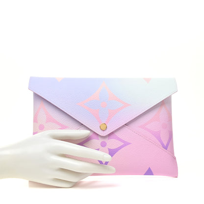 Louis Vuitton Monogram Giant Spring In The City Kirigami Pochette Set Sunrise Pastel Midnight Fuchsia Sunset Kaki 3 of 13