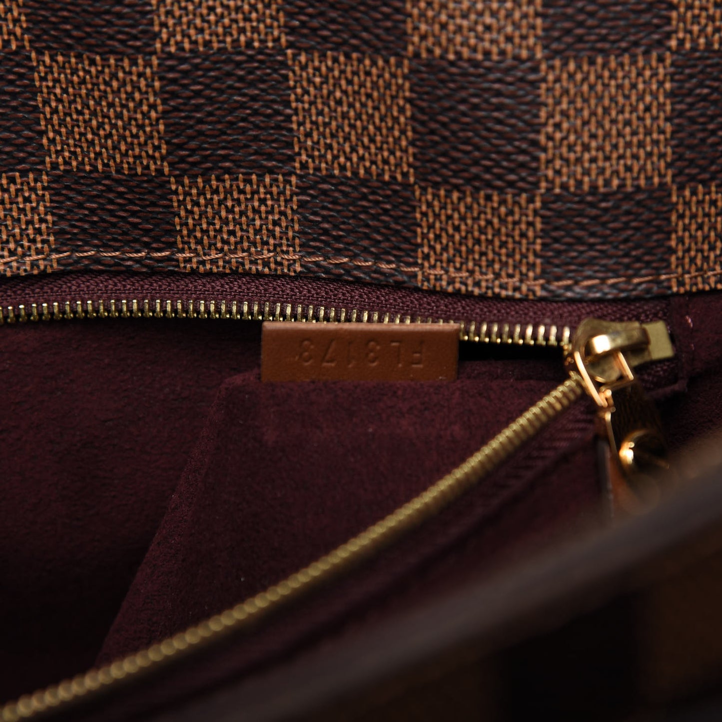 Damier Ebene Ascot