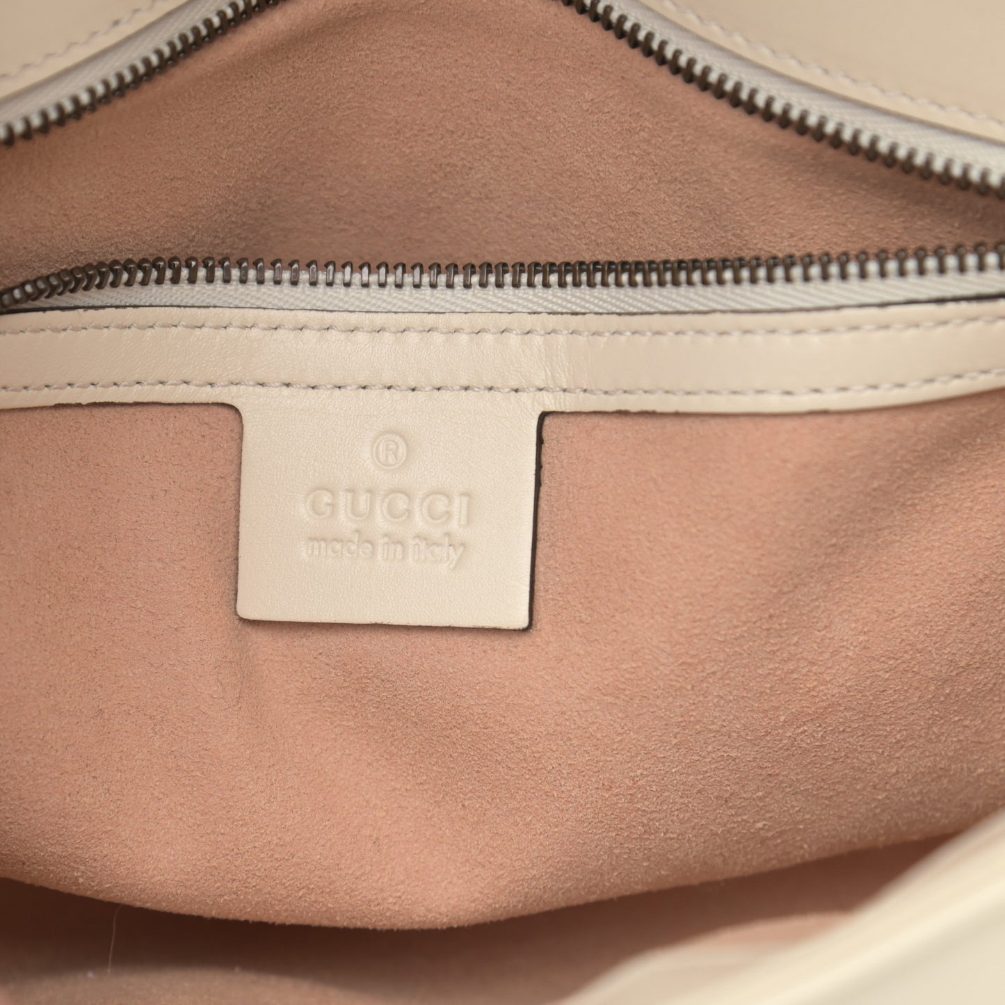 Calfskin Matelasse Small GG Marmont Shoulder Bag White