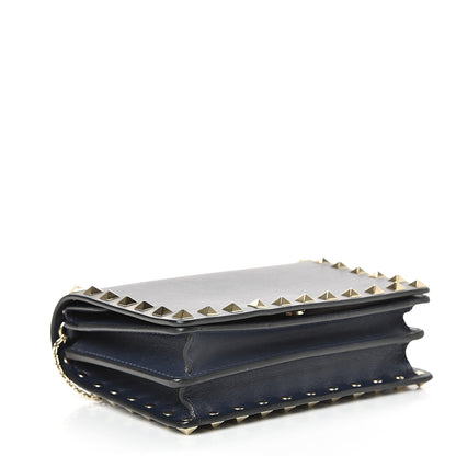 Valentino Garavani Vitello Rockstud Wallet on Chain Navy 3 of 9