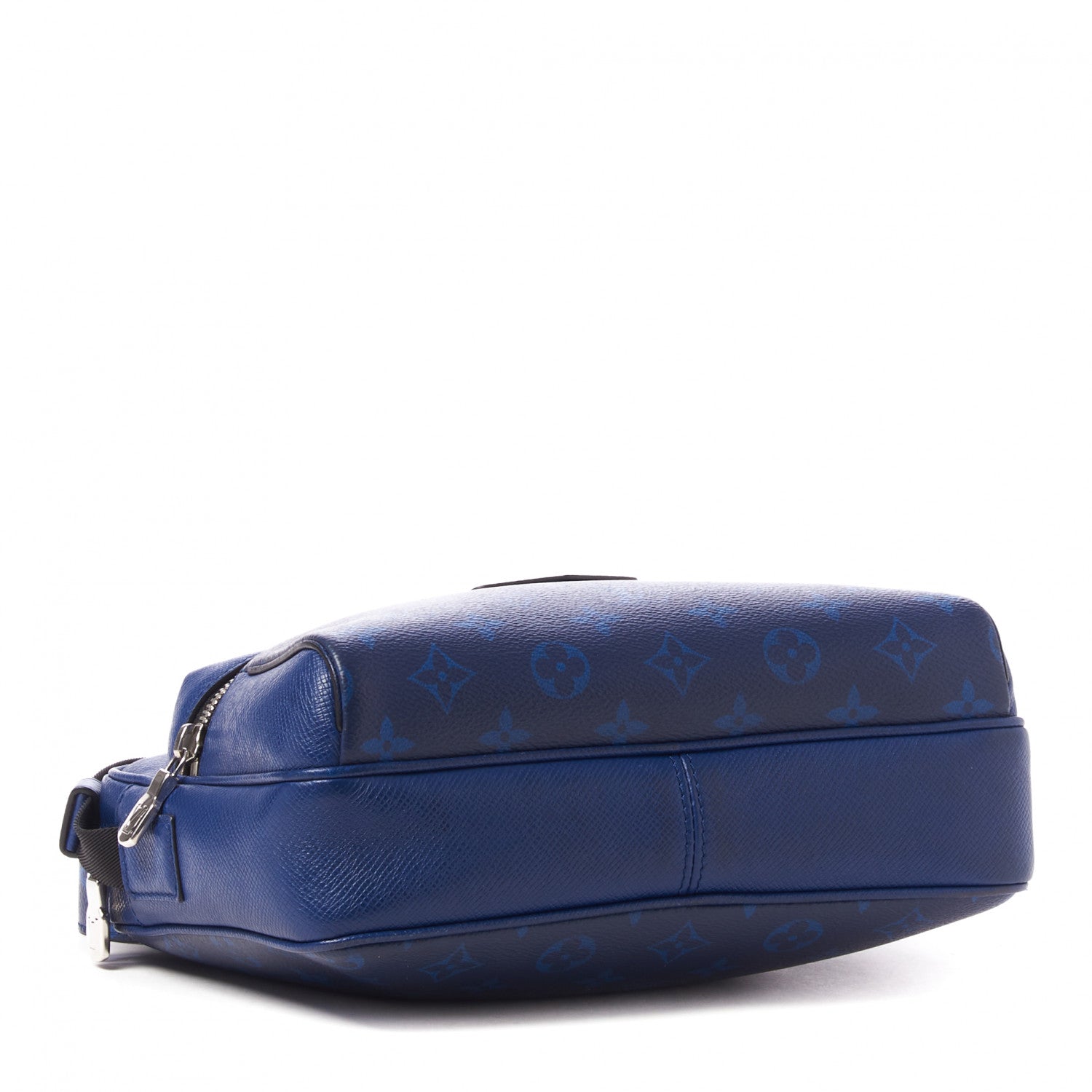 Louis Vuitton Taiga Monogram Outdoor Messenger Cobalt 4 of 9