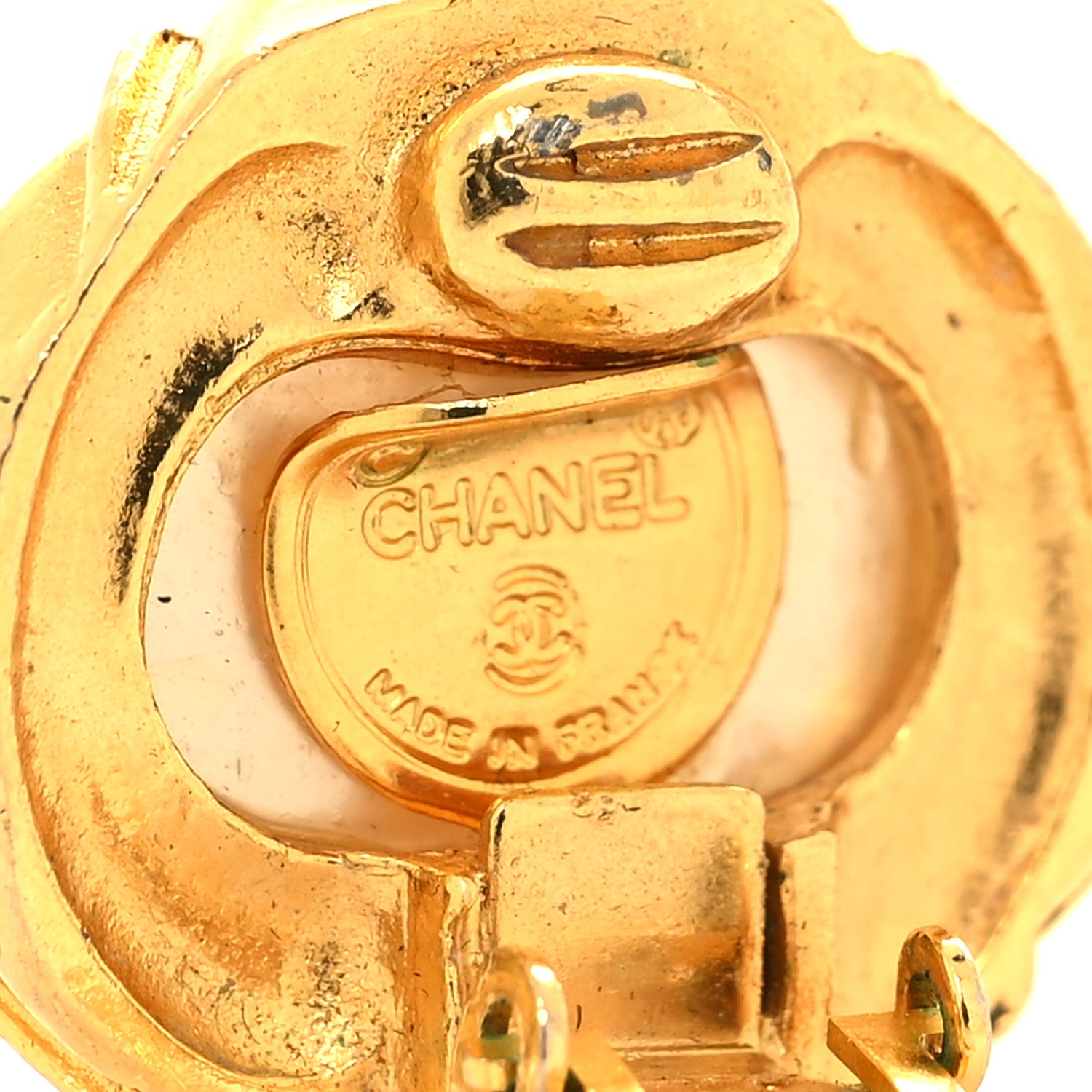 Chanel Pearl Round Clip On Earrings Gold 4 of 4