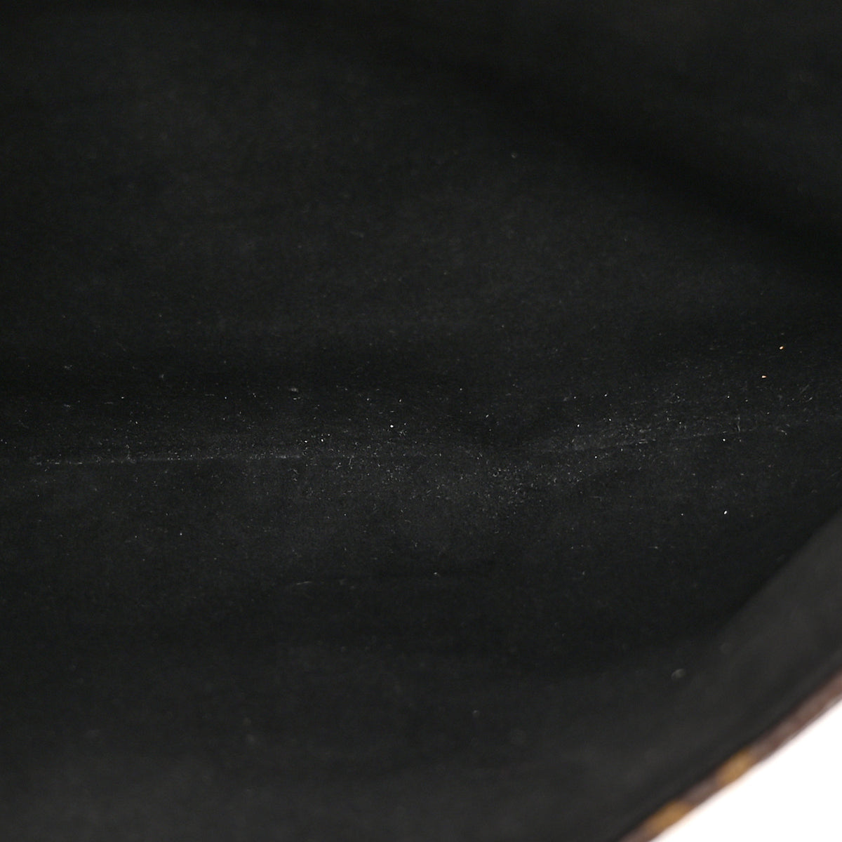Reverse Monogram Pochette Metis
