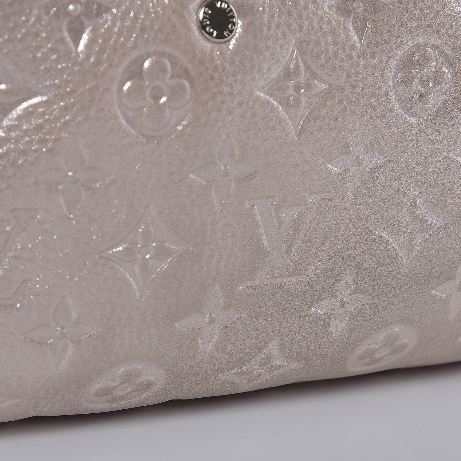 Louis Vuitton Monogram Shimmer Comete Peach Peach 7 of 8