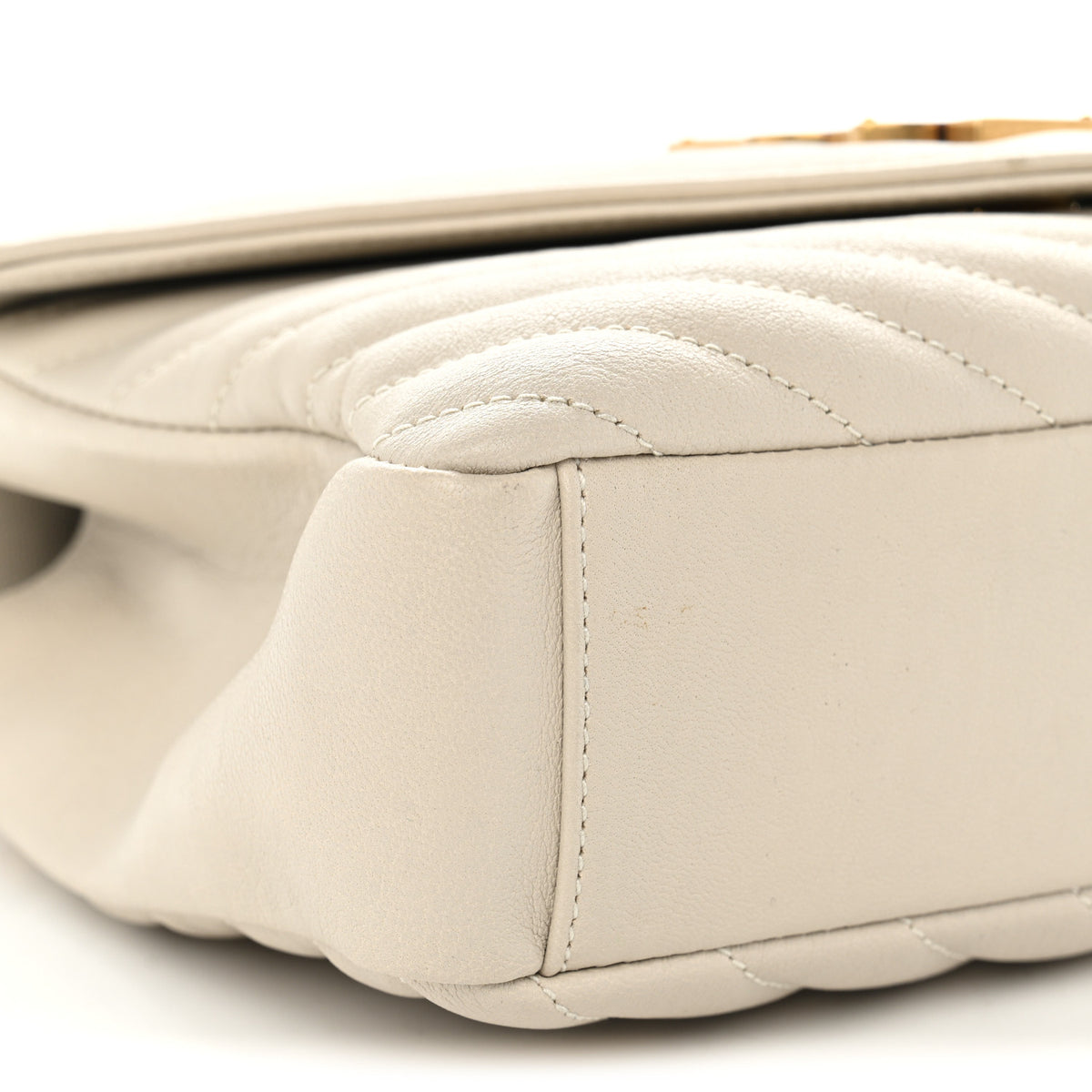 Saint Laurent Sheepskin Matelasse Chevron Monogram Medium College Bag Crema Soft 9 of 12