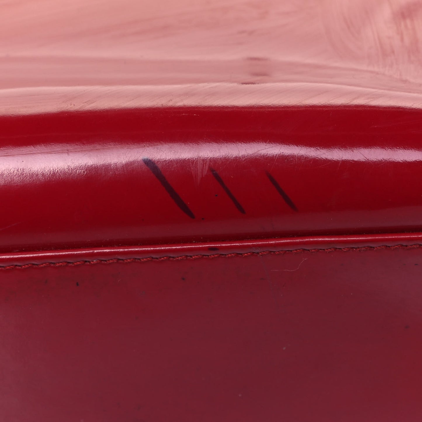 Patent Medium Lady Dior Red
