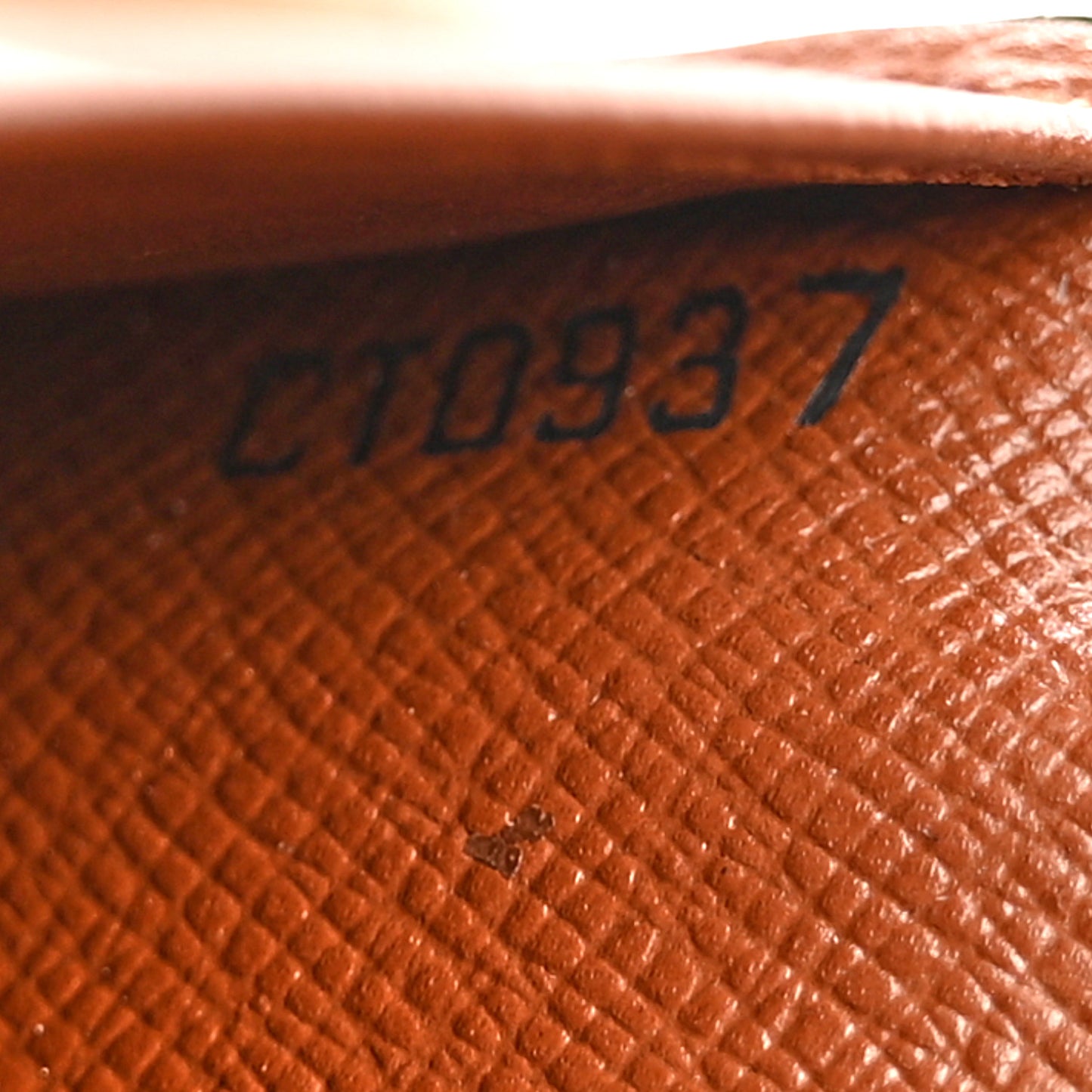 Monogram Porte-Cartes Credit Yen Checkbook Wallet