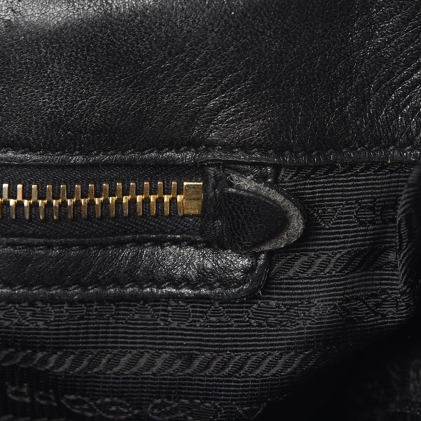Nappa Gaufre Tote Black