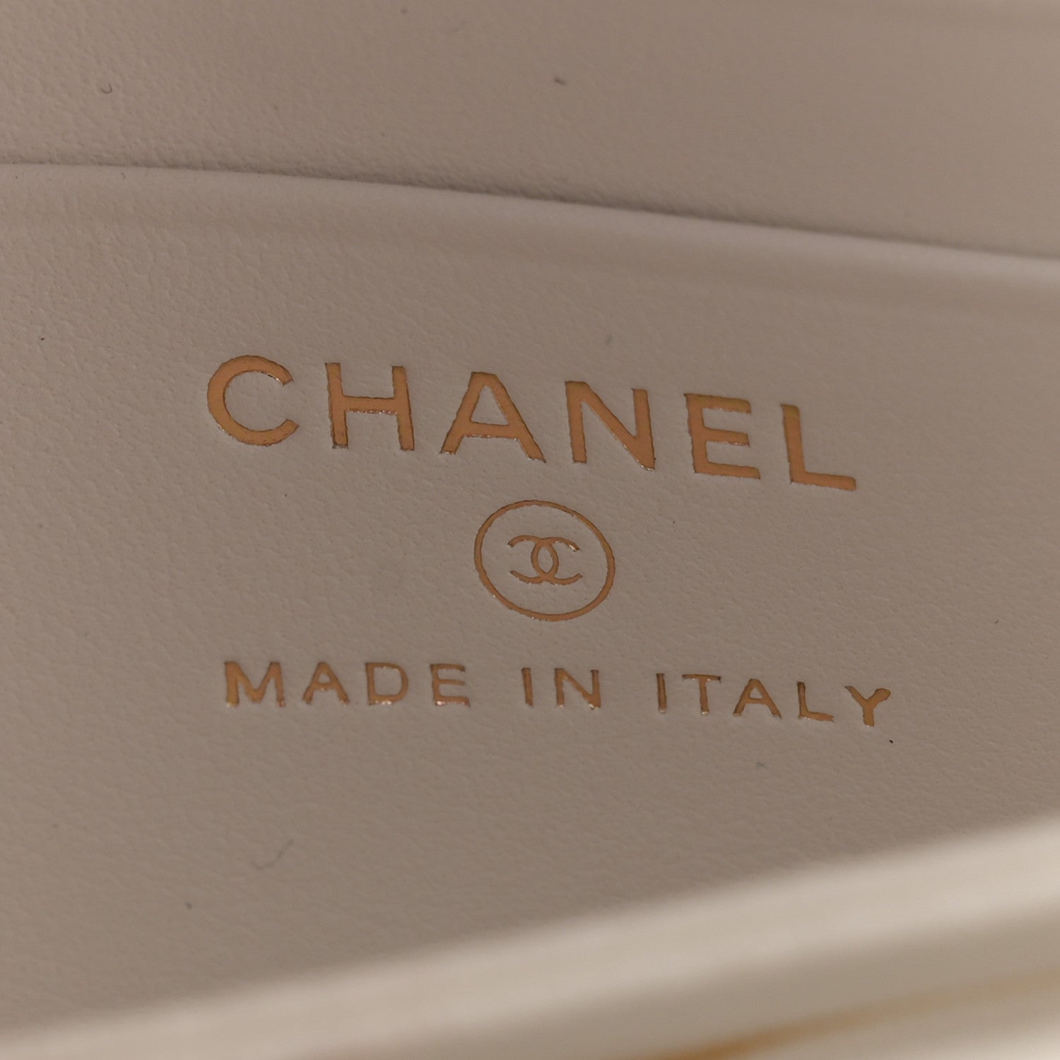 Chanel Quilted Flap With Chain White 6 of 10