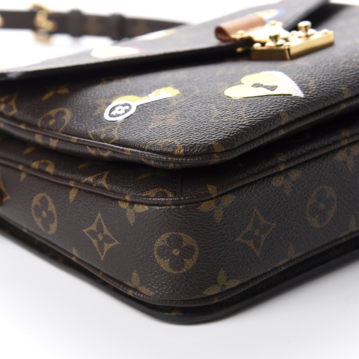 Louis Vuitton Monogram Love Lock Pochette Metis 6 of 10