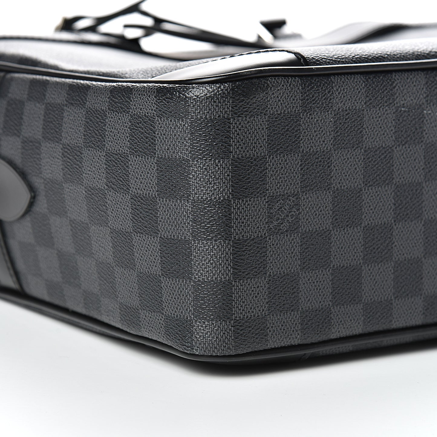 Damier Graphite Porte-Documents Voyage GM