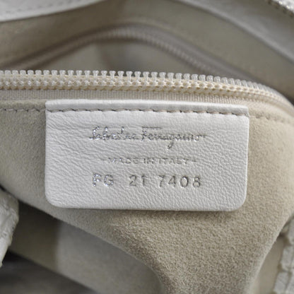 FASHIONPHILE SALVATOREFERRAGAMOFloralEmbossedLeatherShoulderBagBianco 8 of 8