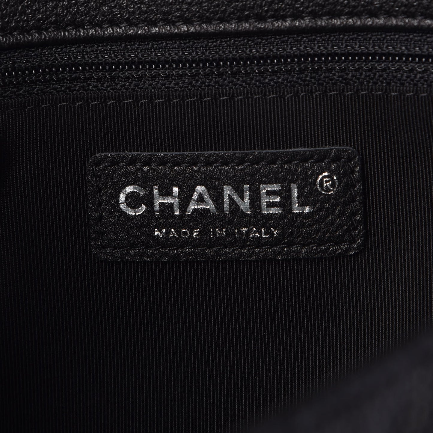 Caviar Chevron Quilted Small Puffy CC Flap Black