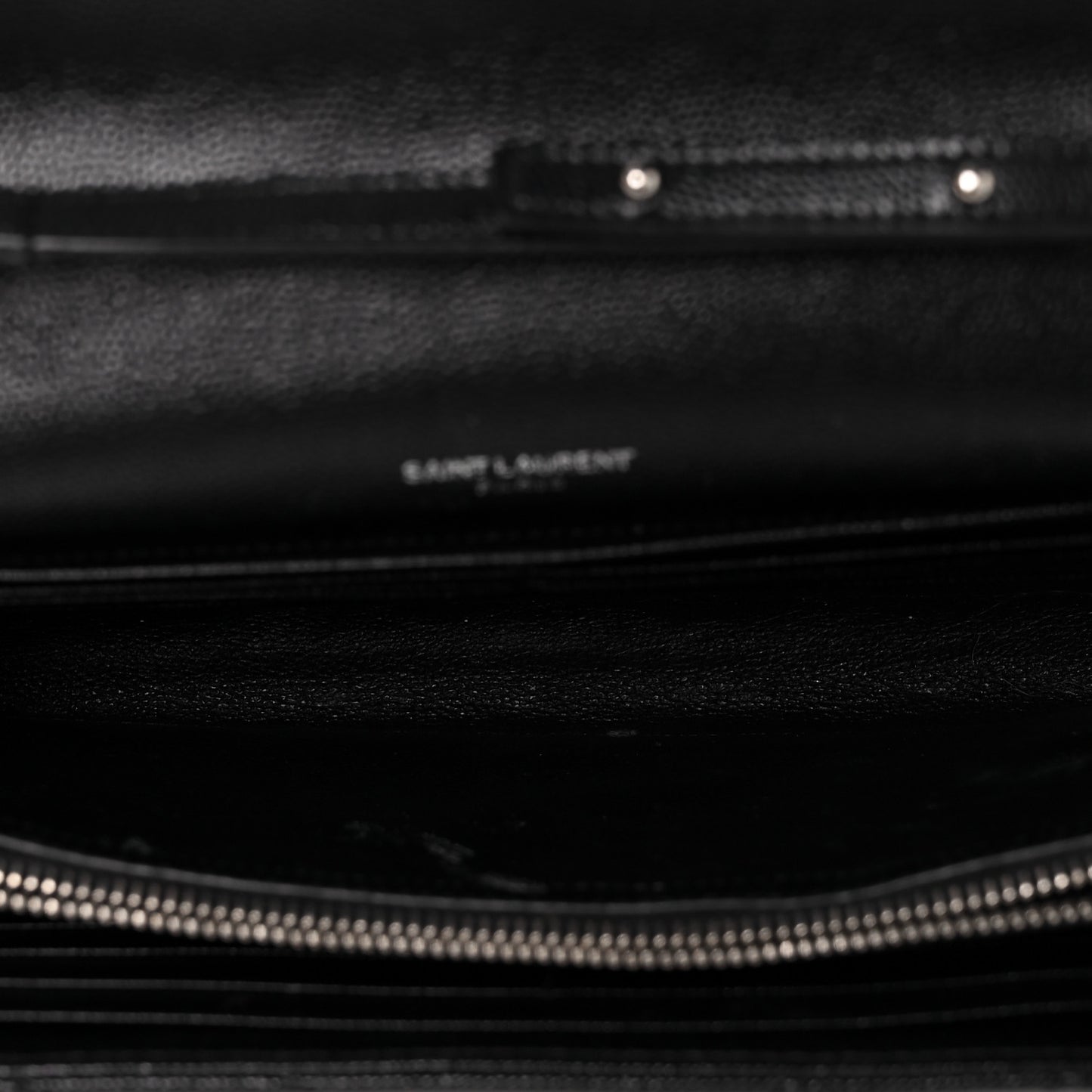 Grain De Poudre Matelasse Chevron Bi-Color Monogram Chain Wallet White Black