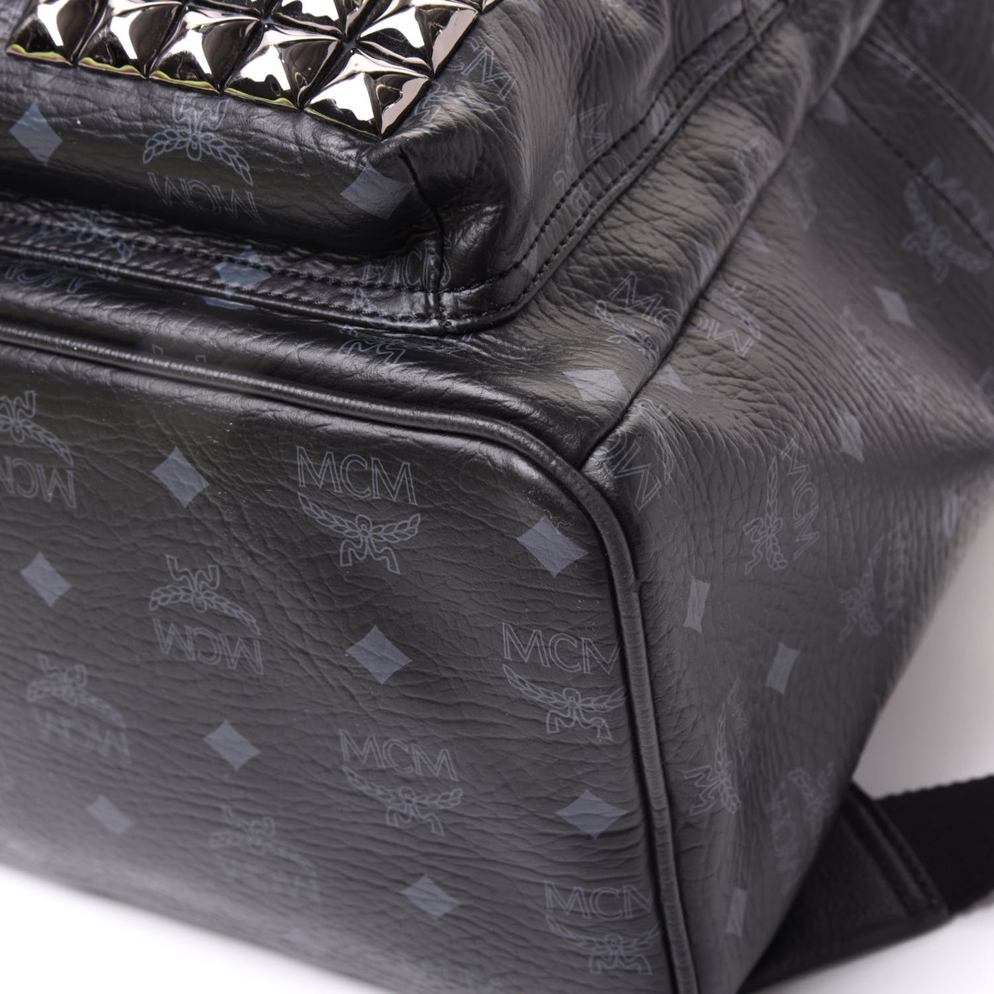 Visetos Studded Medium Stark M Backpack Black