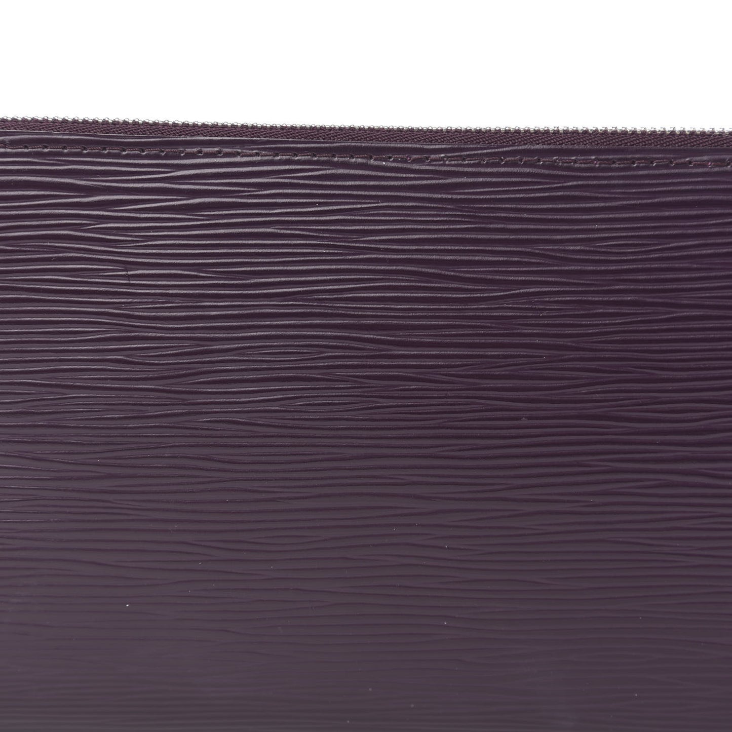 Epi Pochette Accessories 24 Cassis